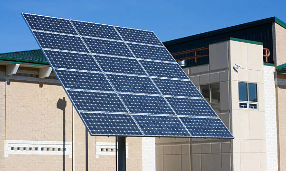DreamersSolar solar panels in health clinics
